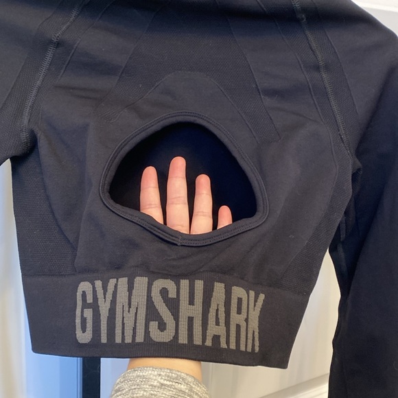Gymshark long sleeve cropped top with cutout back - Picture 1 of 6